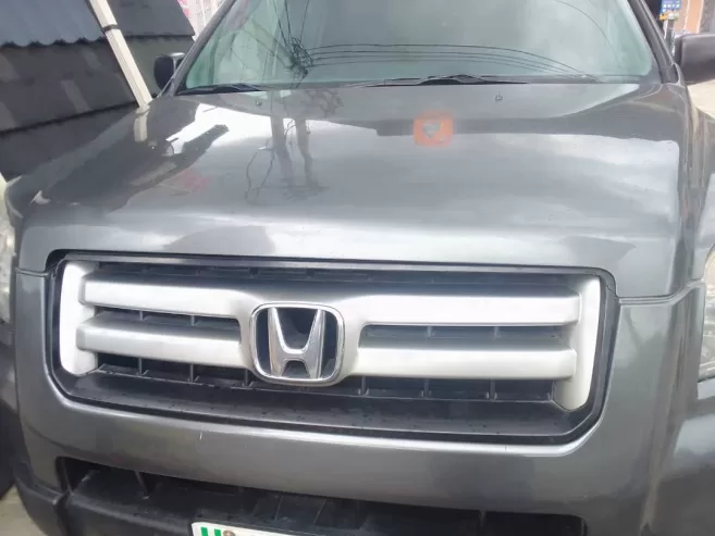 Clean Honda Pilot working with AC for sale