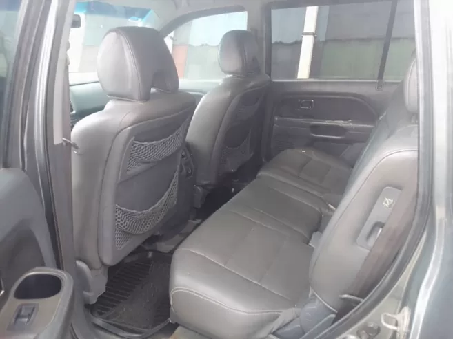 Clean Honda Pilot working with AC for sale