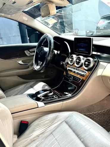 MERCEDES-BENZ C300 2015 4 MATIC
