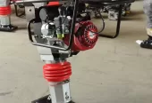 Jumping jack compactor