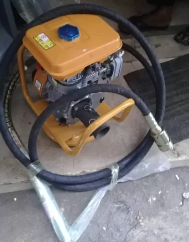 Concrete vibrator
