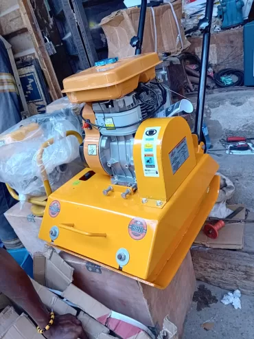 C90 plate compactor