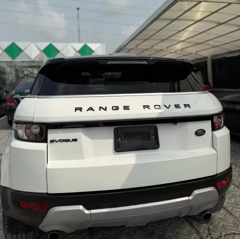 Land Rover Range Rover Evoque 2012 white SUV