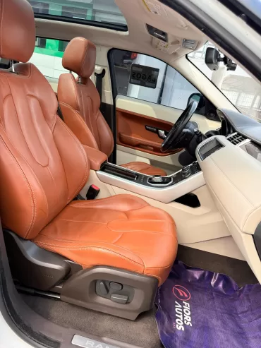 Land Rover Range Rover Evoque 2012 white SUV