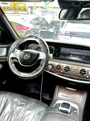 MERCEDES BENZ S 550 2015 GRAY
