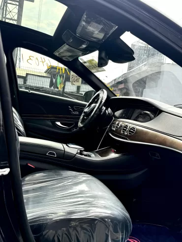 MERCEDES BENZ S 550 2015 GRAY