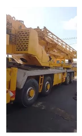 Premium used 80 tones crane