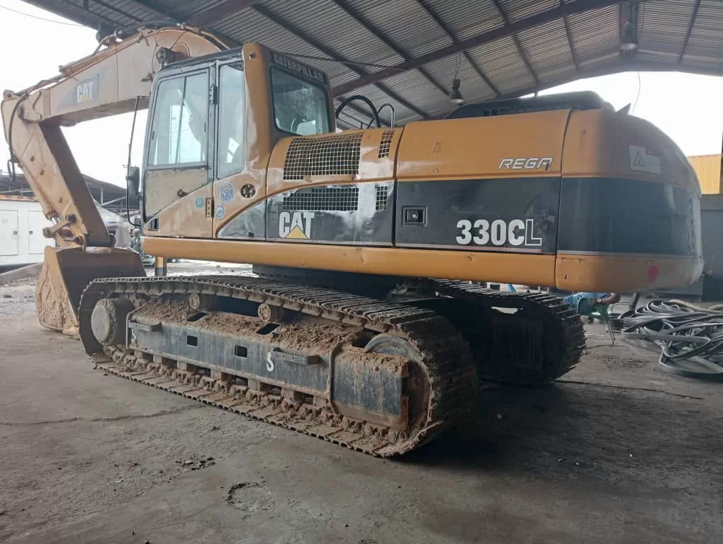 EXCAVATOR 330CL
