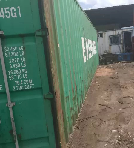 40ft container is available for sale