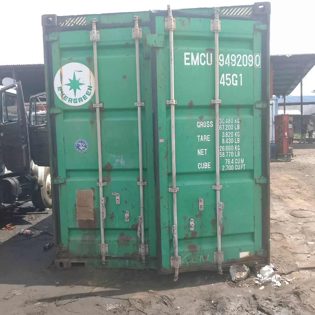 40ft container is available for sale