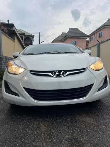 Hyundai Elantra 2016 model