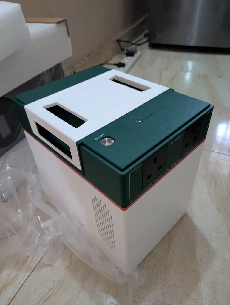 COLA 2000 SOLAR POWER GENERATOR