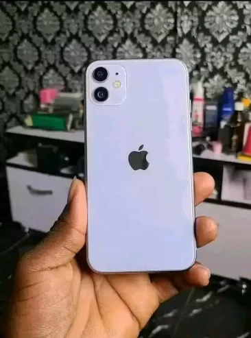 iPhone 11